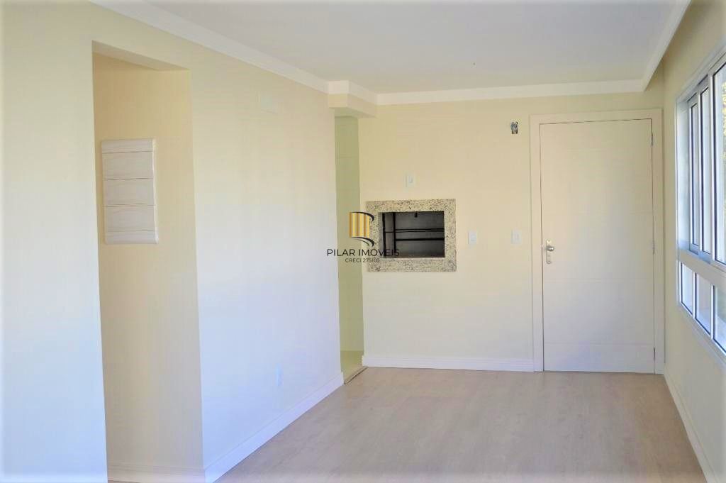 Apartamento 2 dormitórios com 1 suíte e box duplo de garagem no bairro Auxiliadora .
