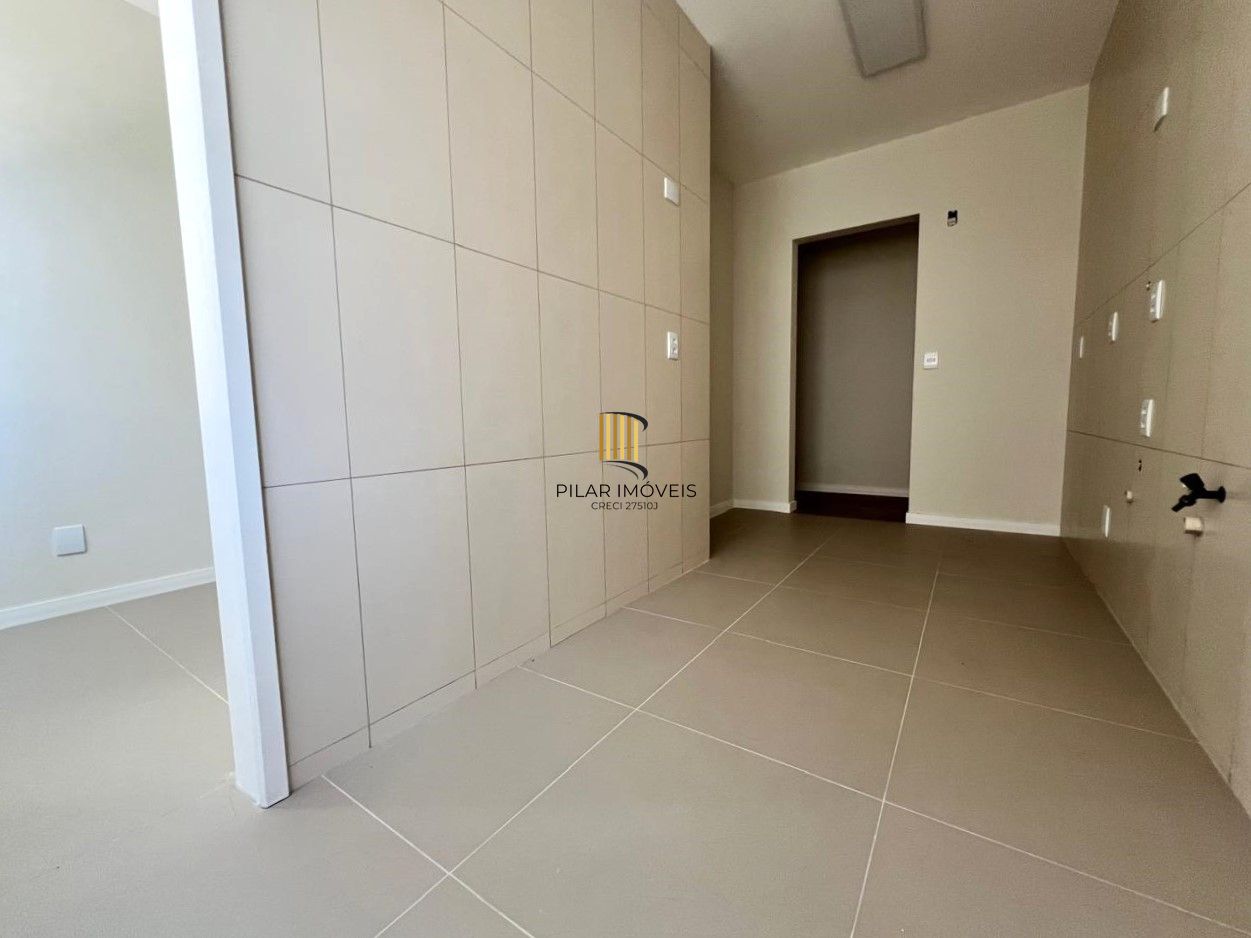 Excelente apartamento 2 dormitórios reformado no Bom Fim