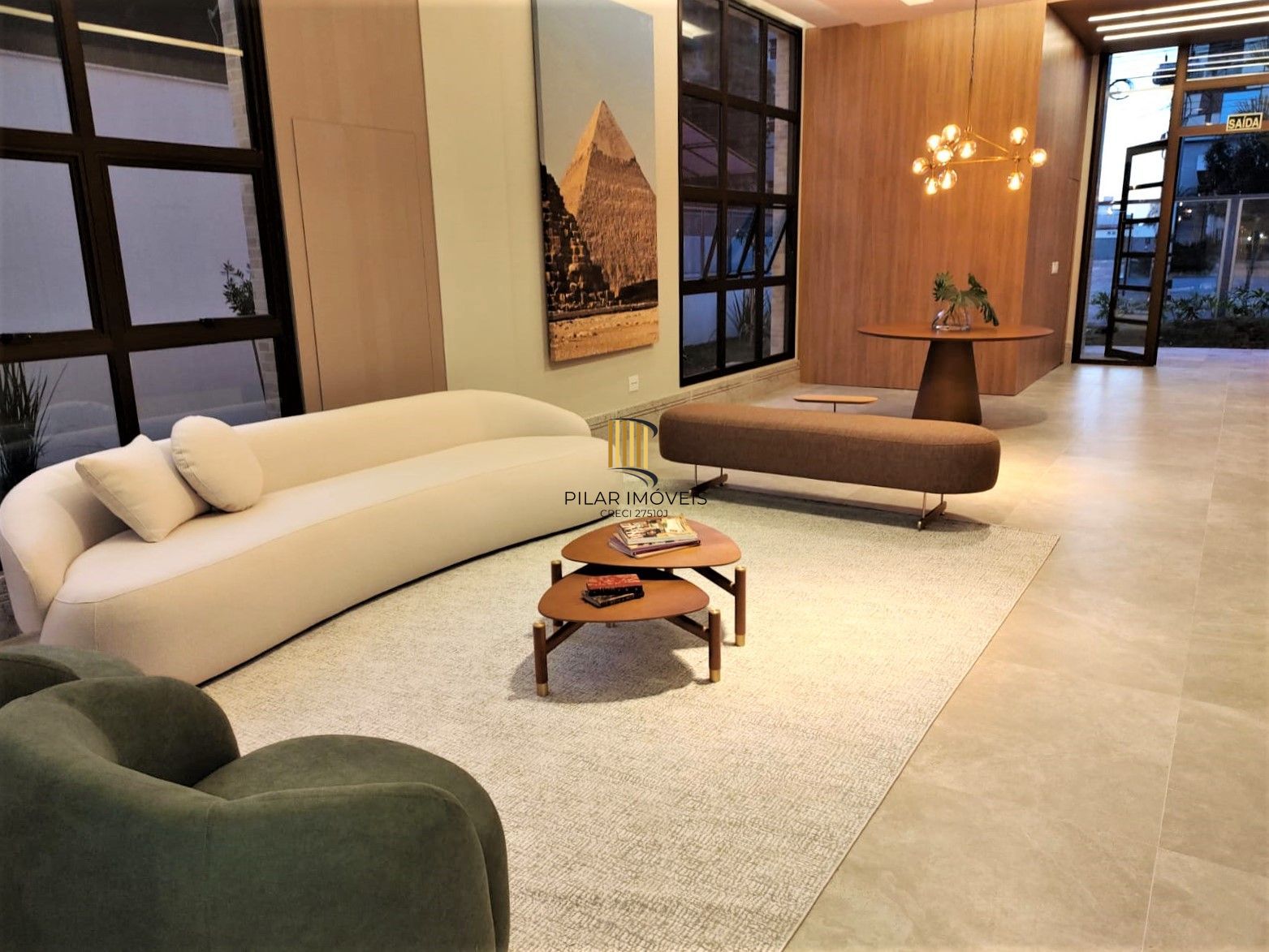 Excelente apartamento 2 dormitórios semi mobiliado no Mont`t Serrat