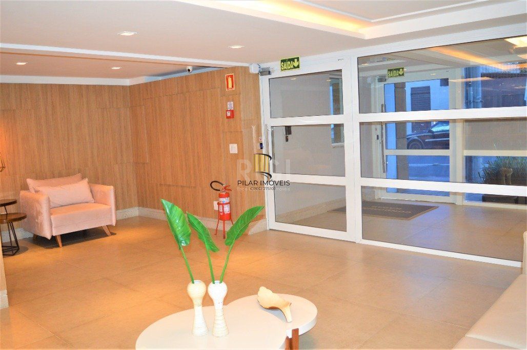 Excelente apartamento 2 dormitórios com garden e duas vagas no Bom Fim
