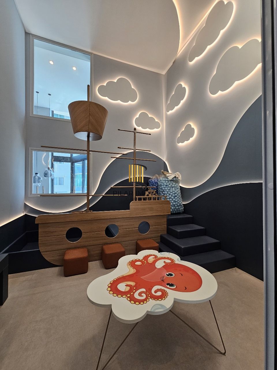 APARTAMENTO DE LUXO NO BLUE WAVES RESIDENCES EM PIÇARRA- SC COM VISTA PARA O MAR - ALTO PADRÃO