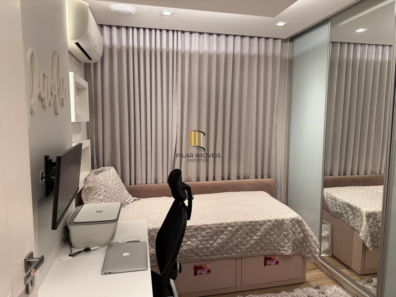NO BAIRRO MONT'SERRAT APARTAMENTO 2 DORMITÓRIOS COM VAGA COBERTA!