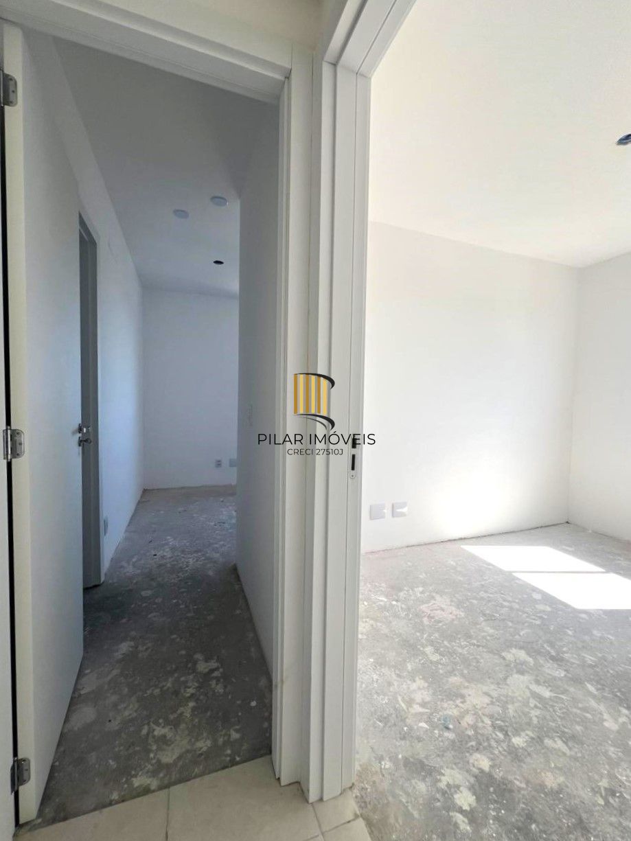 Excelente apartamento 3 dormitórios com duas vagas próximo PUCRS