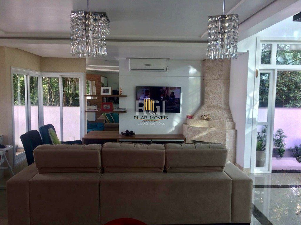 Casa Condominio para Venda. 3 dormitórios, sendo 1 suites, 3 vagas - Krahe