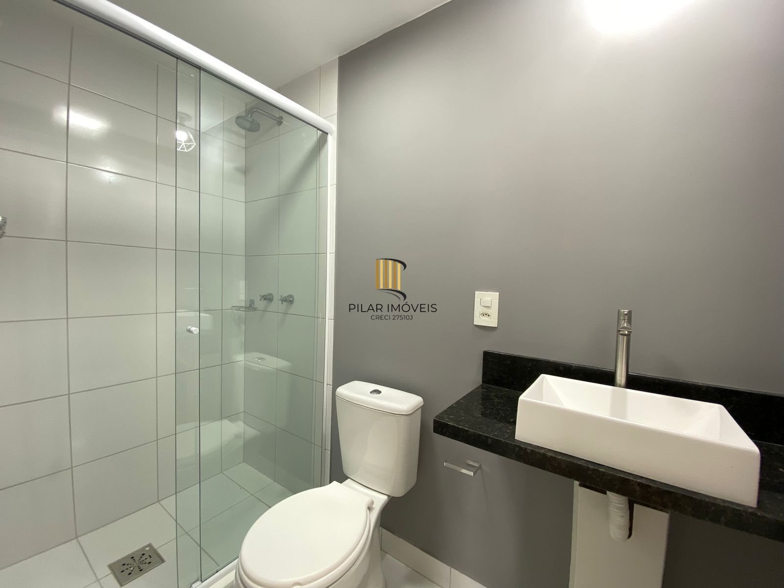 Apartamento 3 dormitórios no bairro Humaitá