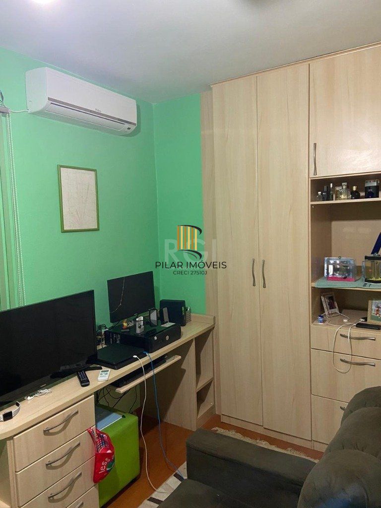 Casa para Venda - 110m², 2 dormitórios, 1 vaga - Hípica