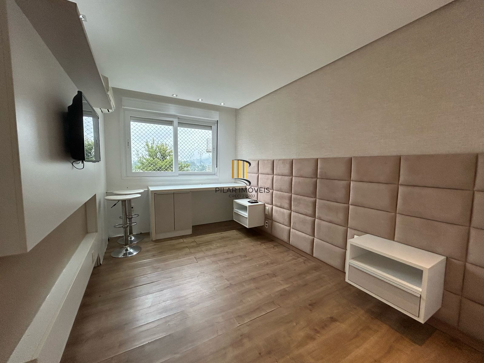 Lindo apartamento semi mobiliado, infra completa e a apenas 4 min do Iguatemi
