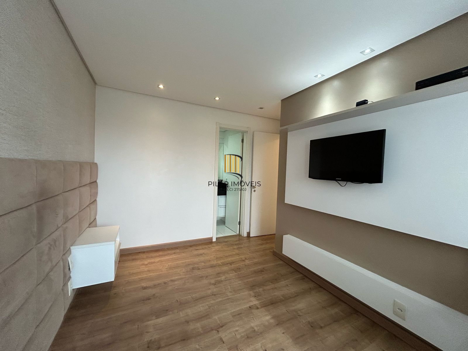 Lindo apartamento semi mobiliado, infra completa e a apenas 4 min do Iguatemi