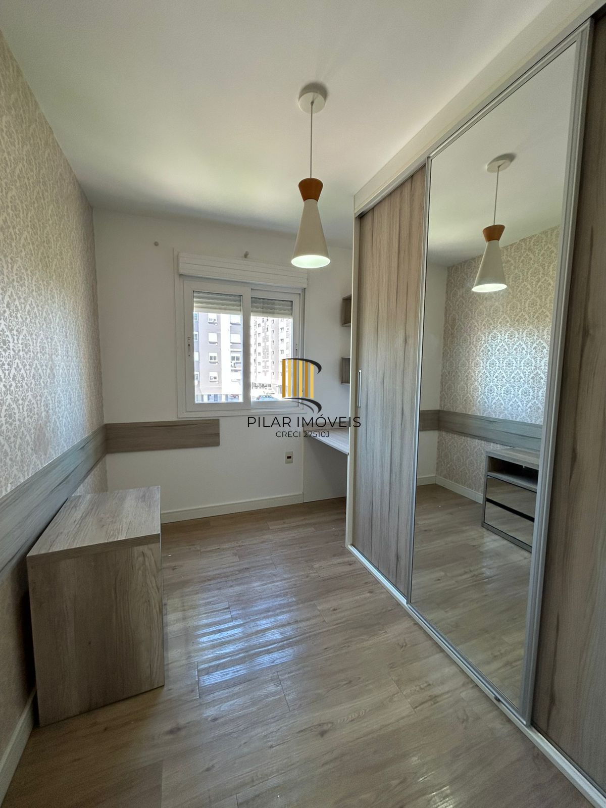 Apartamento para Venda - 73m², 3 dormitórios, sendo 1 suites, 1 vaga - Jardim Itu Sabará
