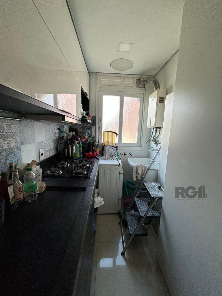 3 quartos (1 suíte), churrasqueira, sacada e 1 vaga. Infra completa.