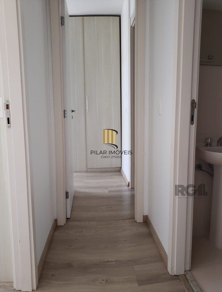 Apartamento 2 dormitórios no bairro Vila Ipiranga