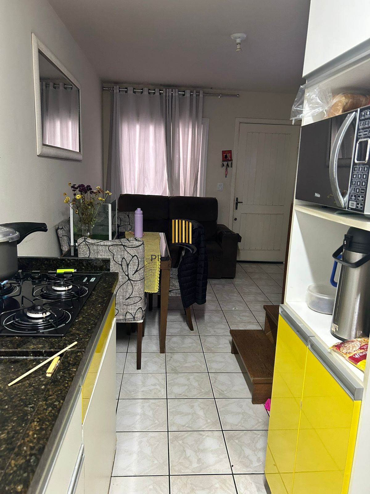 Casa em condomínio fechado em excelente localização