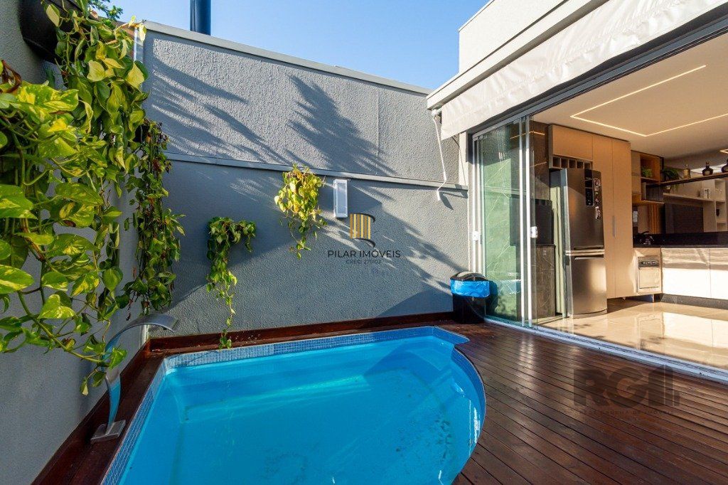 Casa em condomínio