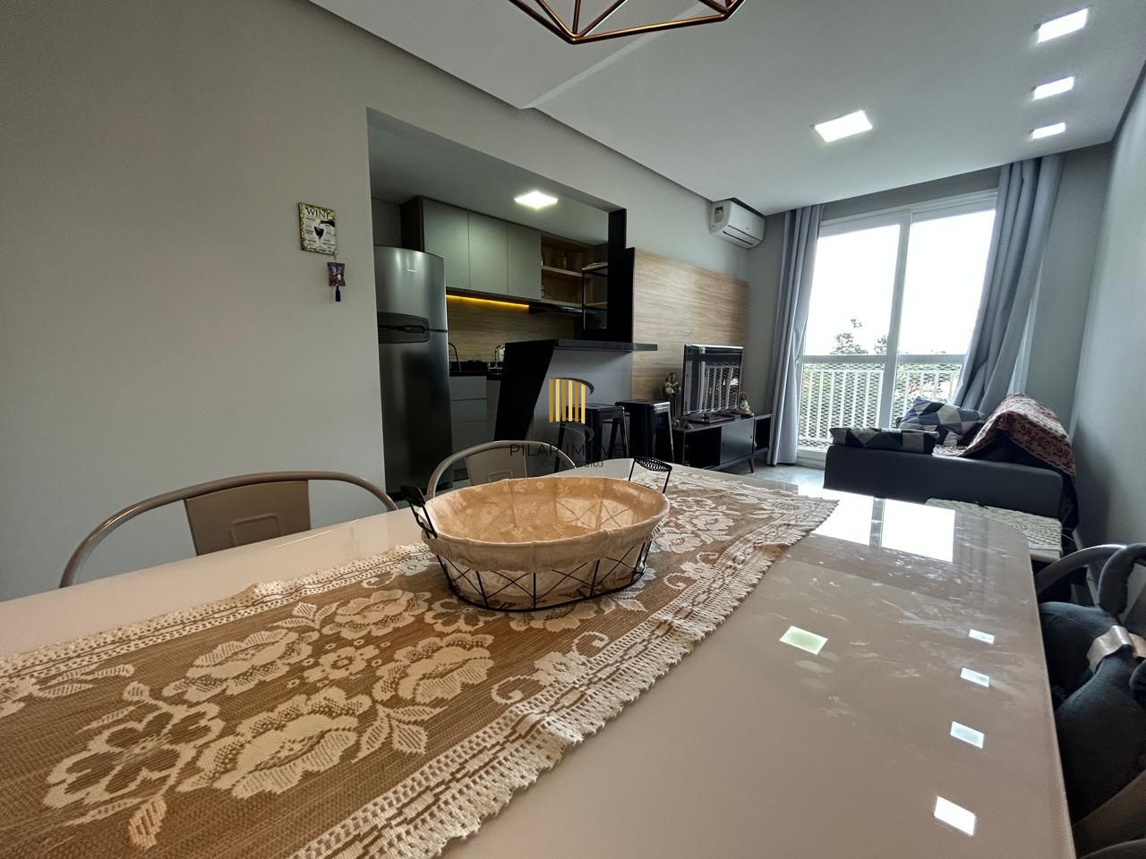 Lindo apartamento semi mobiliado, infra completa e a apenas 4 min do Iguatemi