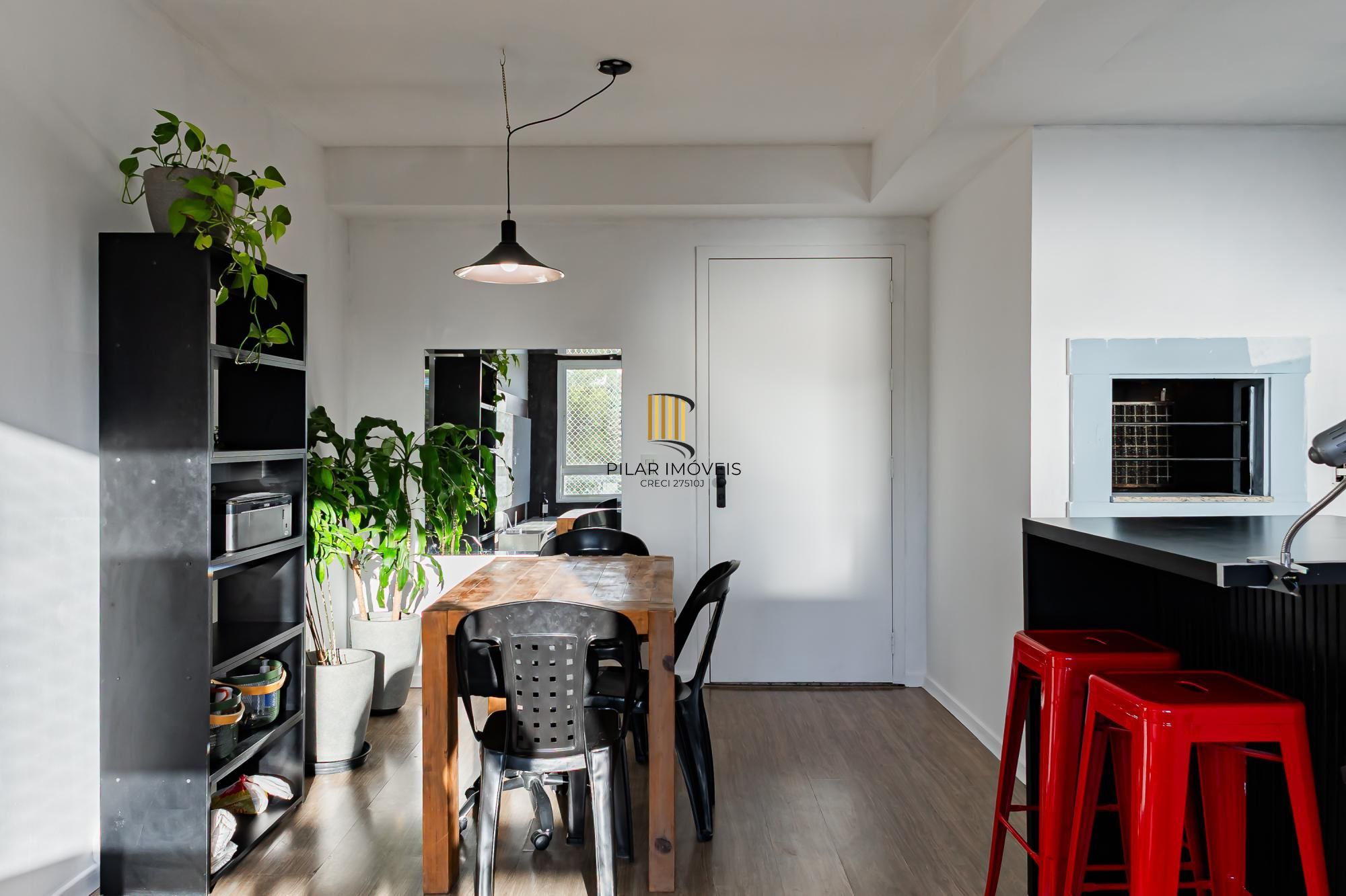 Excelente 2 quartos(suíte), churrasqueira e vaga. Infra completa: Punto Lindóia