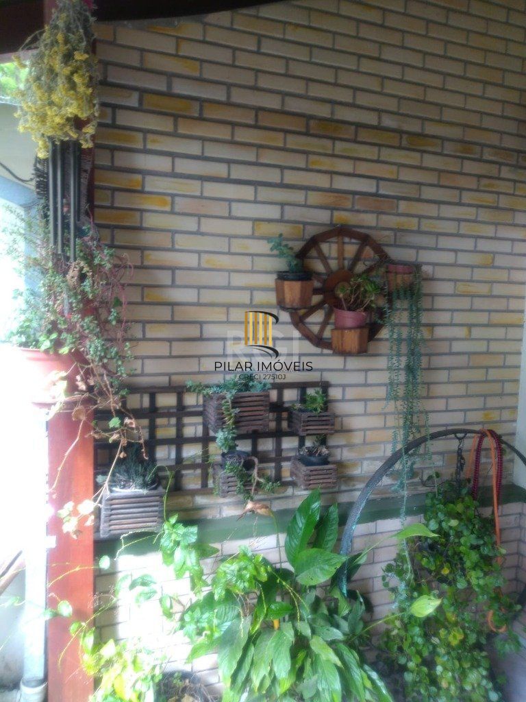 Casa para Venda - 188m², 3 dormitórios, sendo 1 suites, 2 vagas - Ipanema