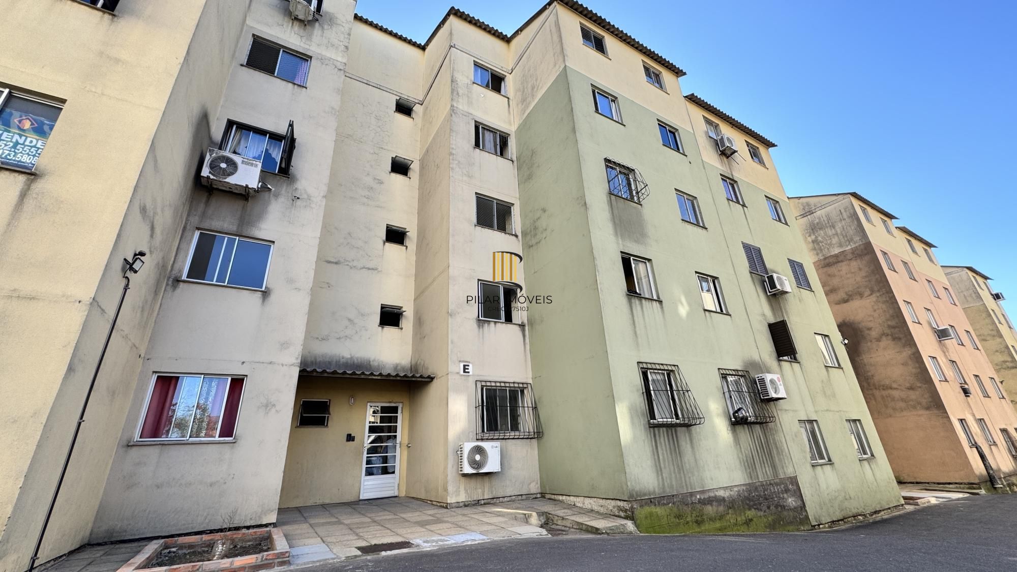 Apartamento Térreo com 2 dormitórios Semi Mobiliado