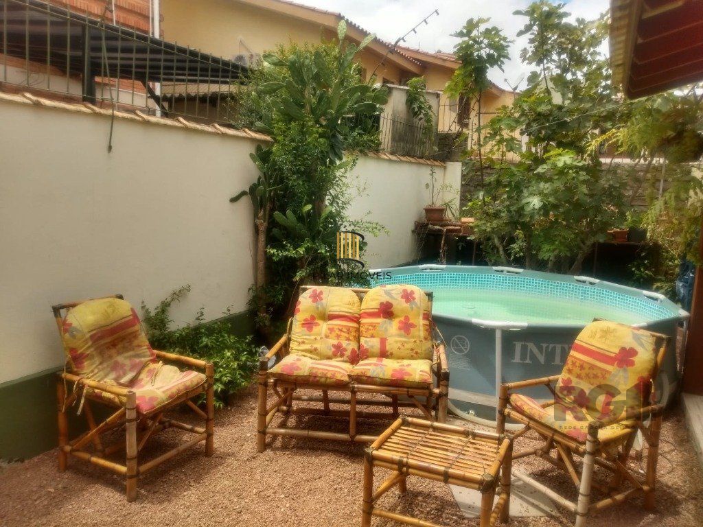 Casa para Venda - 188m², 3 dormitórios, sendo 1 suites, 2 vagas - Ipanema