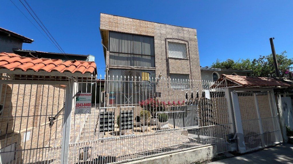 Apartamento 2 dormitórios no bairro Tristeza