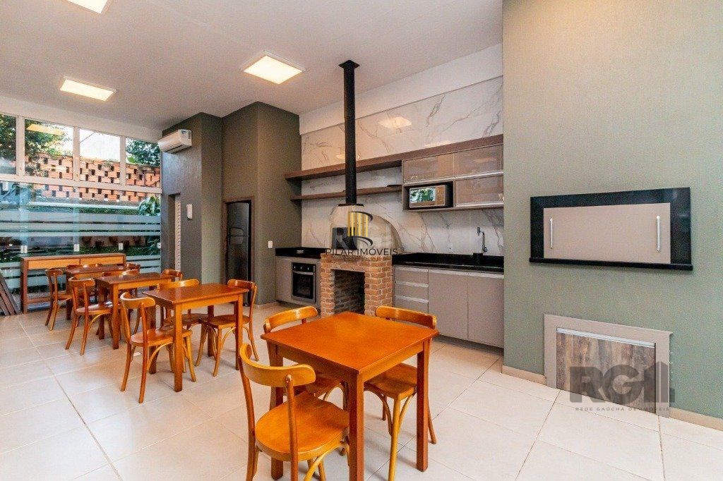 Apartamento 2 Dormitório(s) Bairro Passo da Areia
