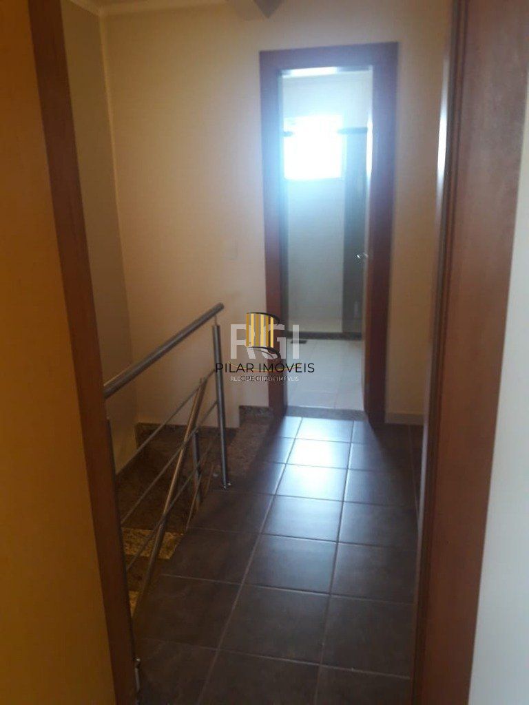 Sobrado para Venda - 245m², 4 dormitórios, sendo 1 suites, 3 vagas - Jardim Itu