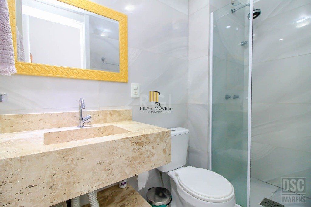 Apartamento para Venda - 65m², 3 dormitórios, sendo 1 suites, 1 vaga - Humaitá
