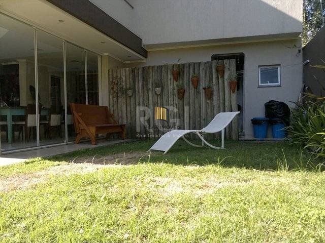 Casa Condominio para Venda - 380m², 3 dormitórios, sendo 3 suítes e 3 vagas