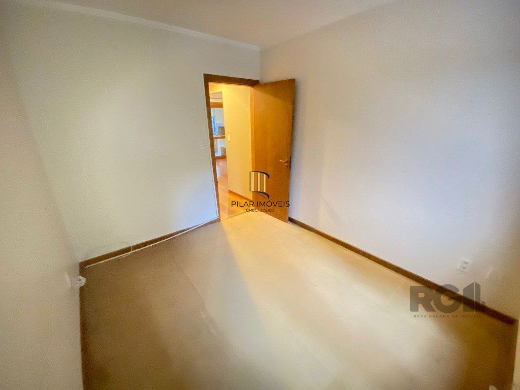 Amplo apartamento de 2 dormitórios no Petrópolis