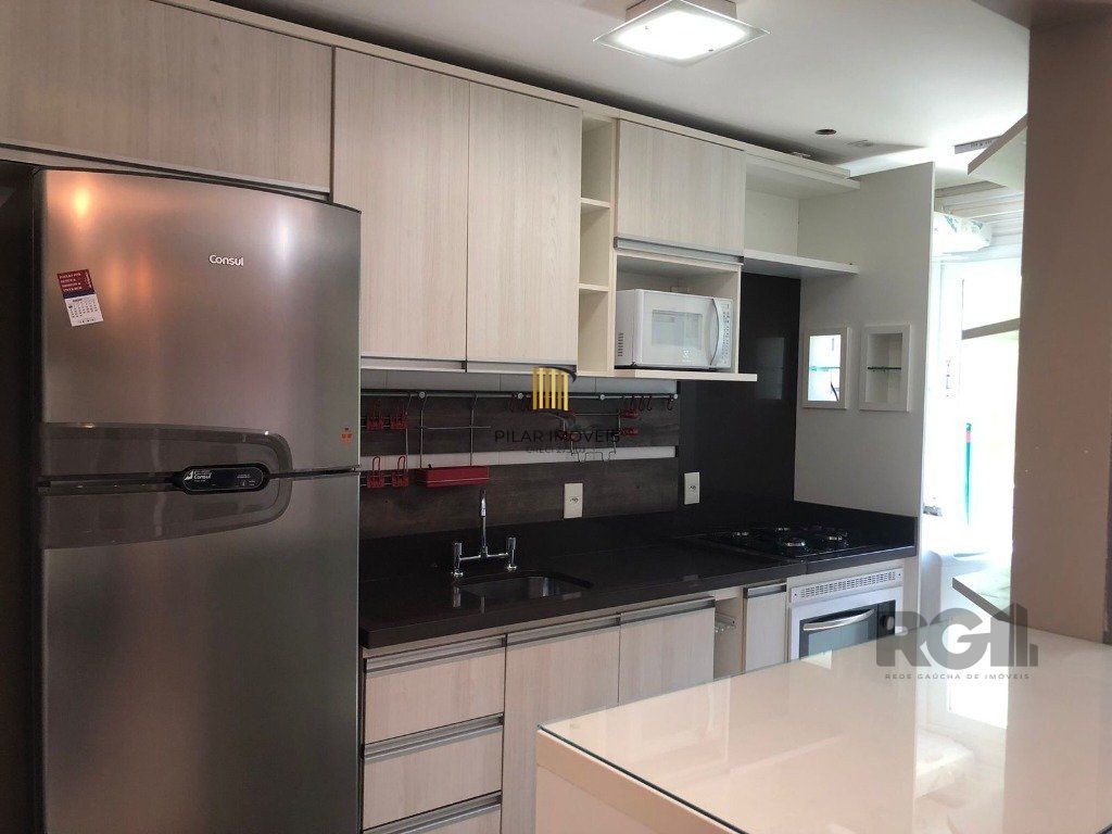 Apartamento com pátio 2 quartos (1 suites) churrasqueira e vaga. Infra completa