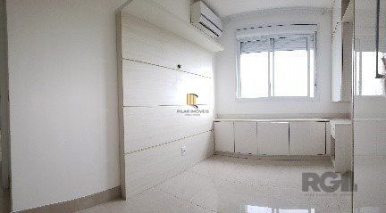 Apartamento 2 dormitórios no bairro Cavalhada