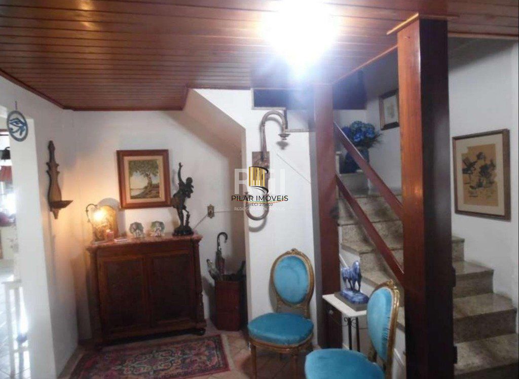 Casa para Venda - 150m², 3 dormitórios, sendo 1 suites, 5 vagas - Vila Ipiranga