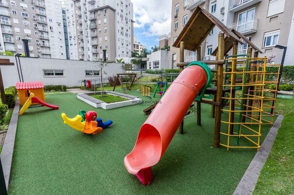 Apartamento garden com pátio gigante. Infra completa, a 5 min do Iguatemi.