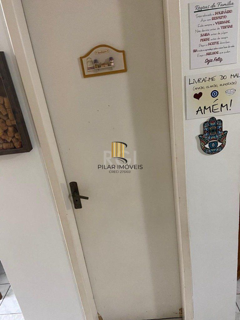 Casa para Venda - 110m², 2 dormitórios, 1 vaga - Hípica