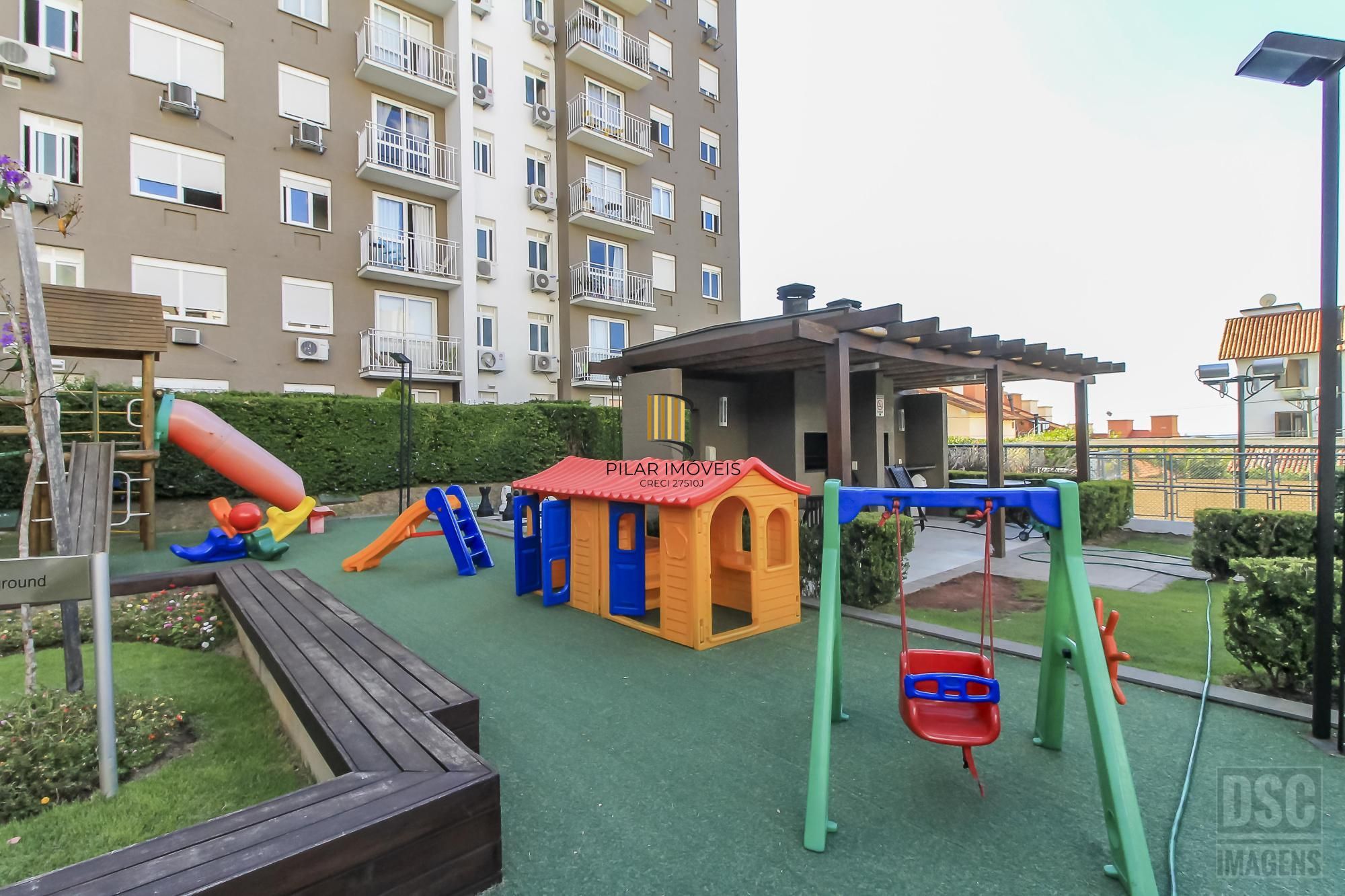Apartamento garden com pátio gigante. Infra completa, a 5 min do Iguatemi.