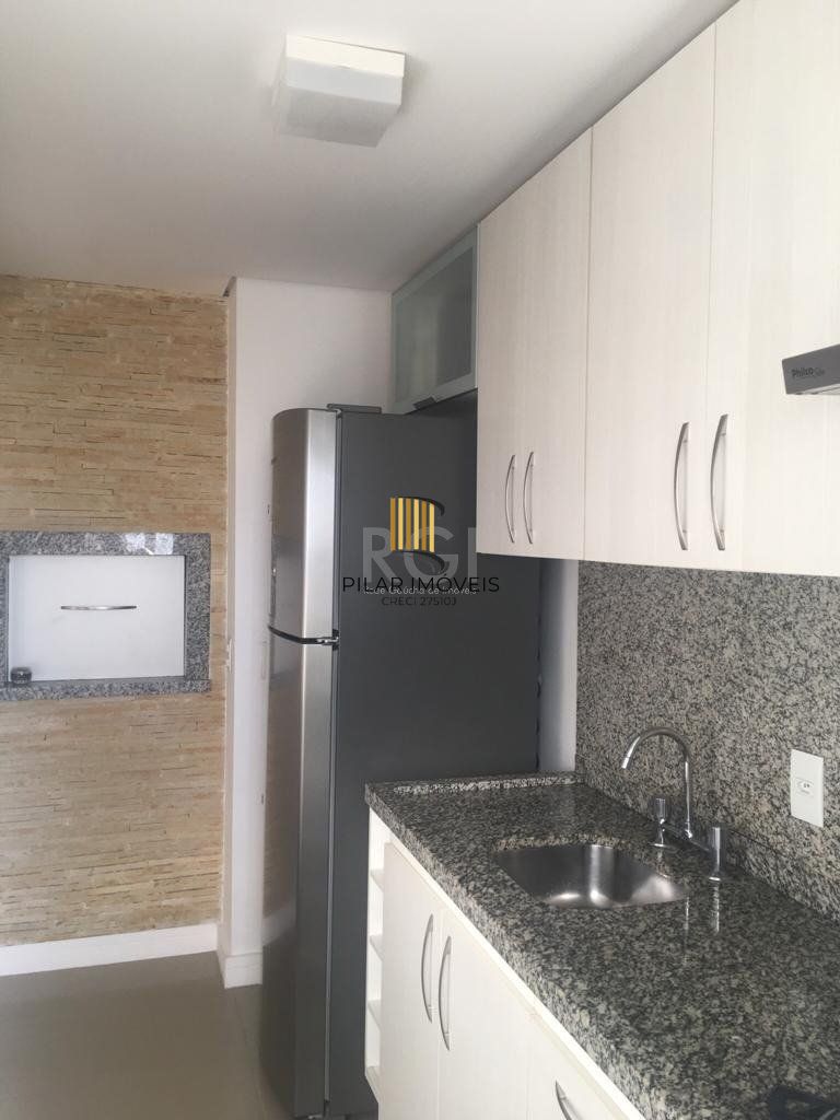 LINDO APARTAMENTO MOBILIADO.