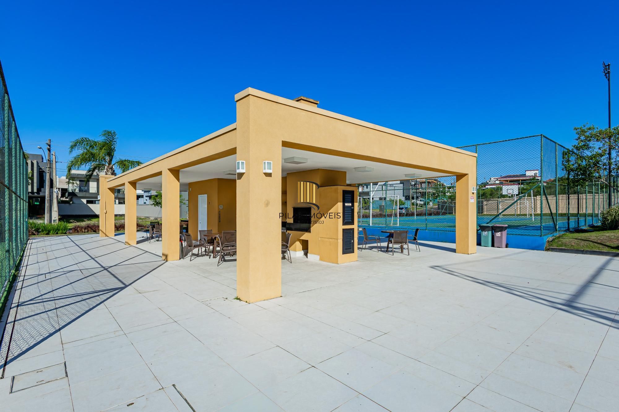 Casa de Condomínio 3 dormitórios no bairro Centro