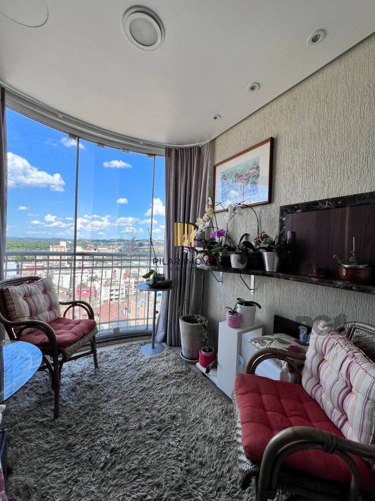 Apartamento 3 dormitórios no bairro Centro