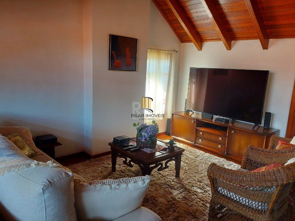 Casa Condominio para Venda - 234m², 3 dormitórios, sendo 1 suites, 2 vagas