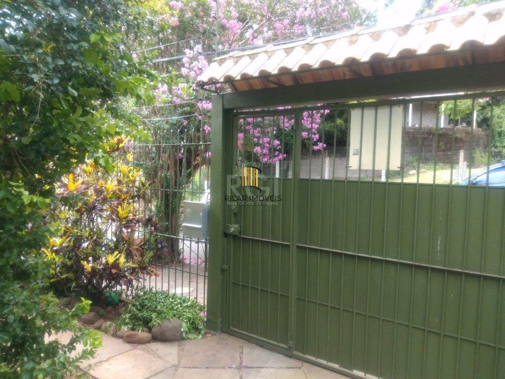 Casa para Venda - 188m², 3 dormitórios, sendo 1 suites, 2 vagas - Ipanema