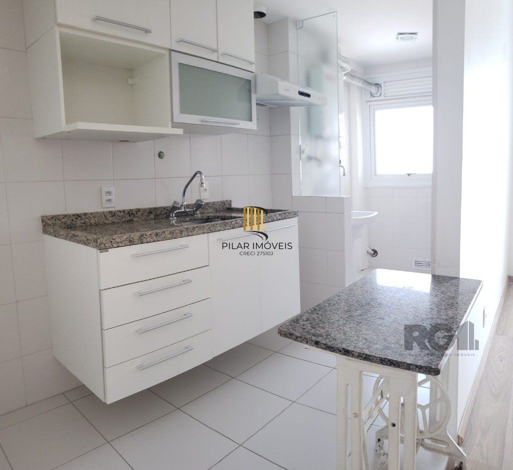 Apartamento 2 dormitórios no bairro Vila Ipiranga