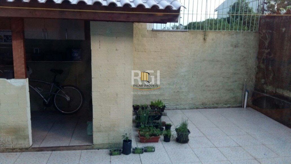 Sobrado para Venda - 245m², 4 dormitórios, sendo 1 suites, 3 vagas - Jardim Itu
