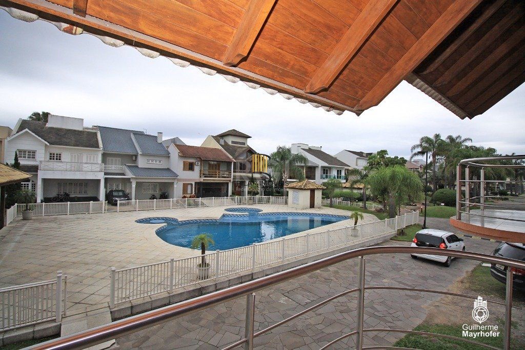 Casa Condominio para Venda - 320m², 3 dormitórios, sendo 2 suites, 3 vagas