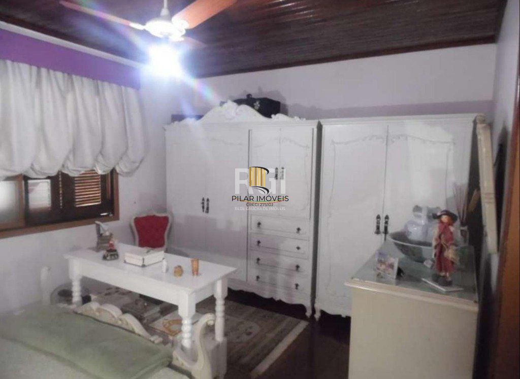 Casa para Venda - 150m², 3 dormitórios, sendo 1 suites, 5 vagas - Vila Ipiranga