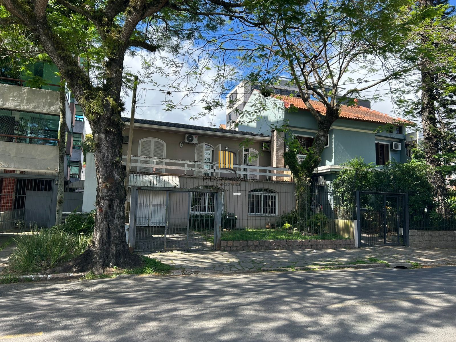 Casa com 260m² – Excelente localização para moradia ou comércio!