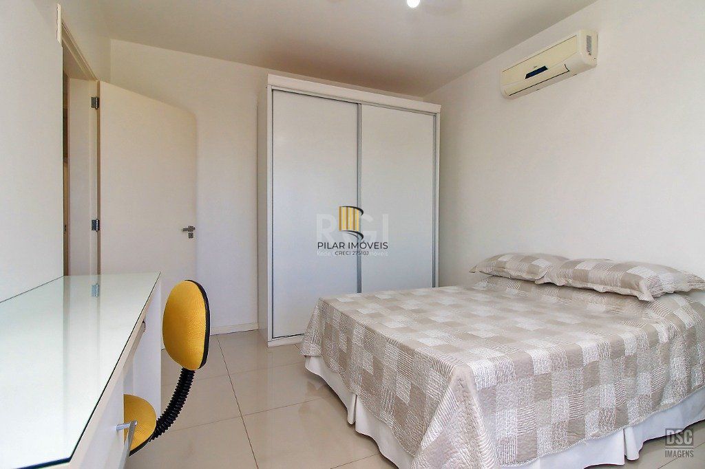 Cobertura 3 dormitórios no bairro Petrópolis