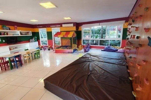 Apartamento para Venda - 73m², 2 dormitórios, sendo 1 suíte, churrasqueira e uma linda vista.. Infra estrutura completa de lazer.
