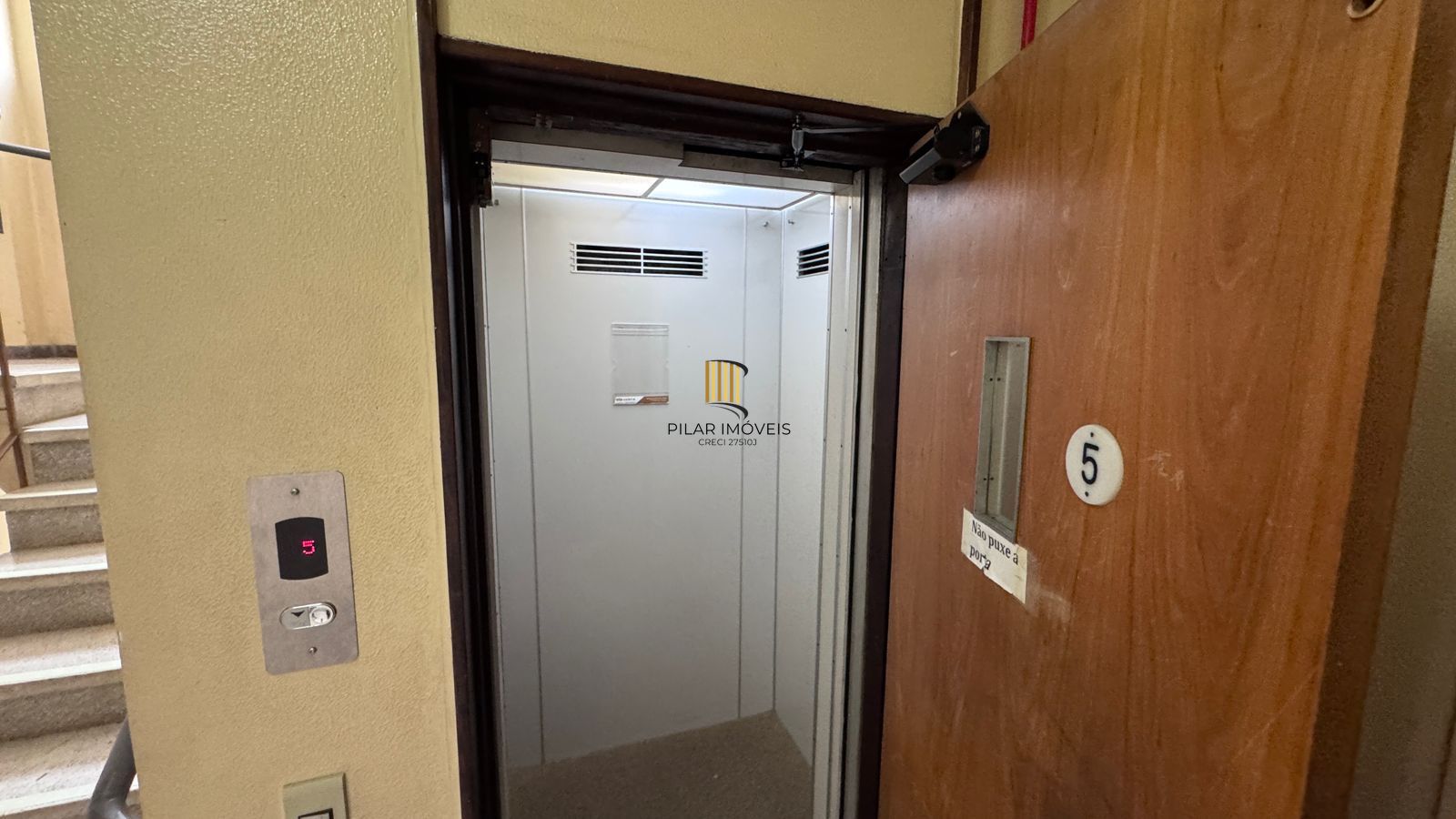 Apartamento de 1 dormitório na Ramiro Barcelos