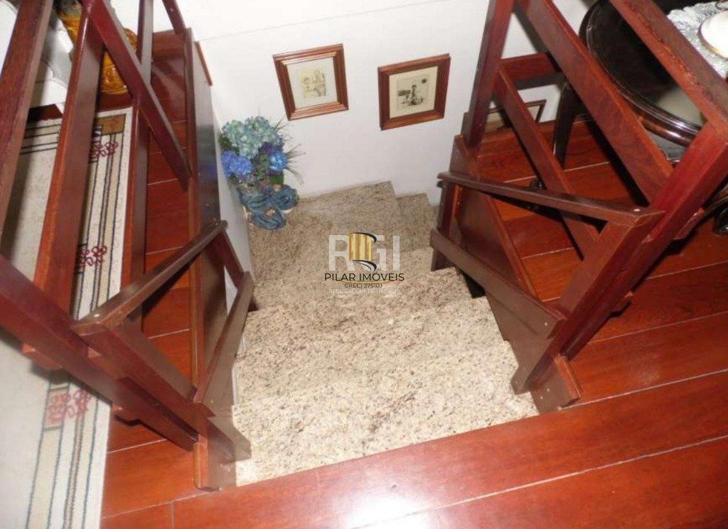 Casa para Venda - 150m², 3 dormitórios, sendo 1 suites, 5 vagas - Vila Ipiranga