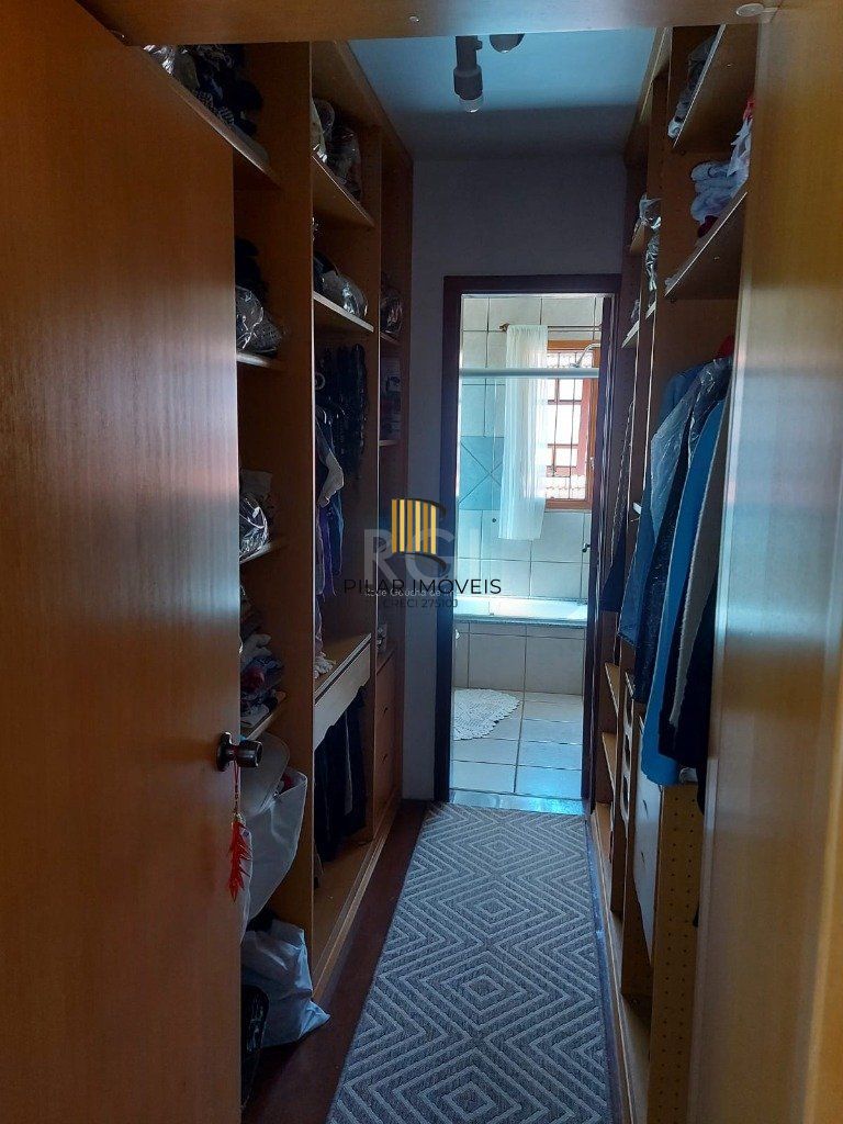 Casa Condominio para Venda - 234m², 3 dormitórios, sendo 1 suites, 2 vagas