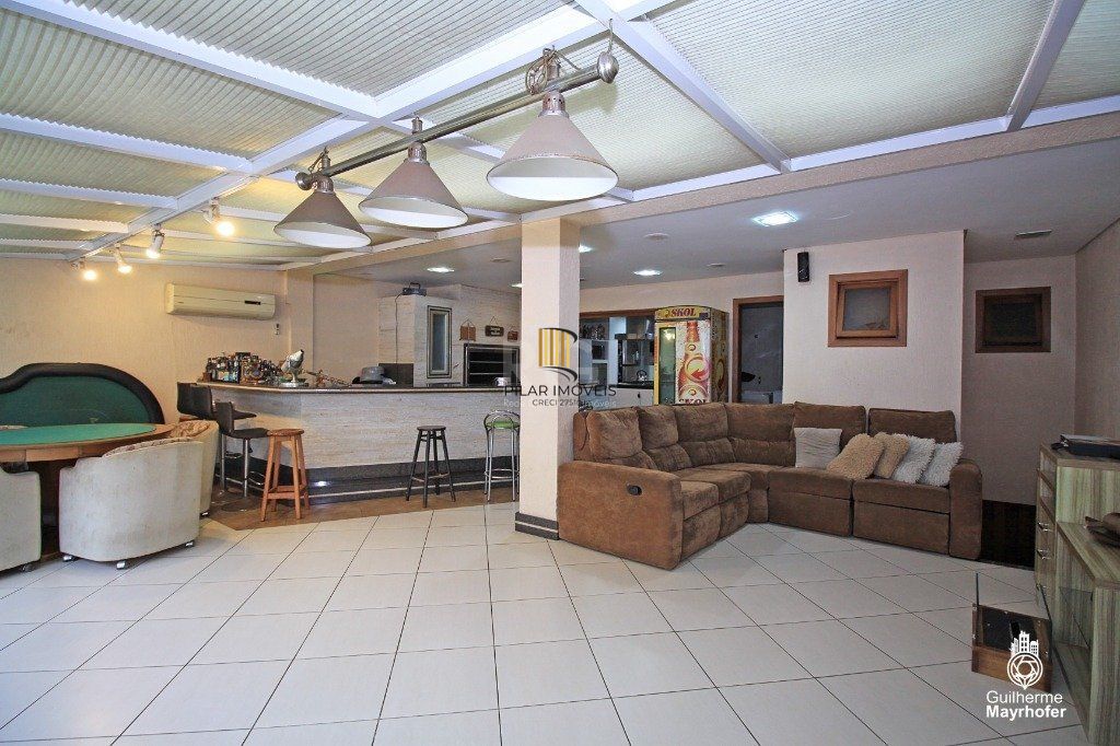 Casa Condominio para Venda - 320m², 3 dormitórios, sendo 2 suites, 3 vagas